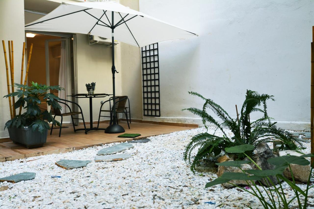 Studio Posh With Garden In Kolonaki Atina Dış mekan fotoğraf